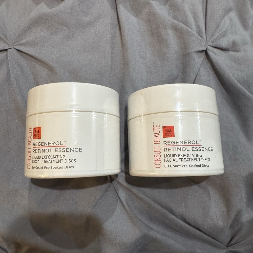 2 Consult Beaute Regenerol Retinol Essenes liquid exfoliating Facial Treatment